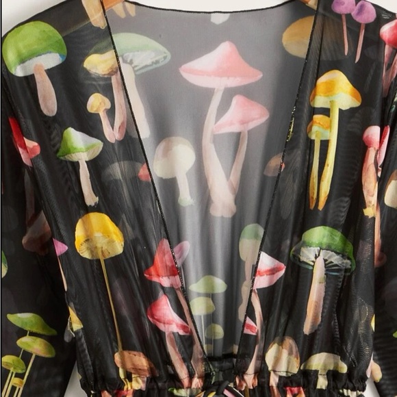 Rave Mushroom Print Swim cover up tie front & reversible bucket hat - Picture 3 of 9